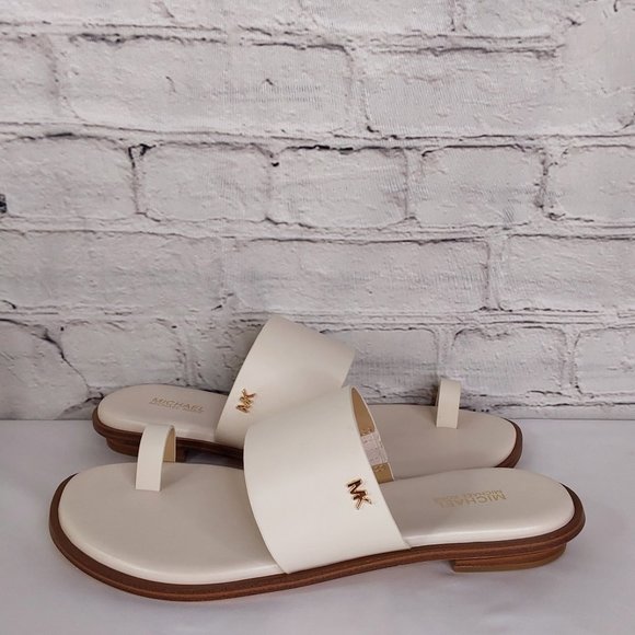 MICHAEL KORS 'AUGUST' LEATHER TOE-RING SLIP-ON SLIDE SANDALS IVORY TUSK 8 - Picture 5 of 16